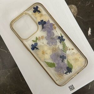 Pressed flower phone case